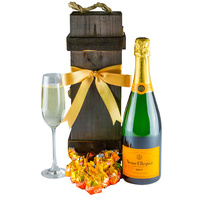 Victorious - Champagne Gift Hamper