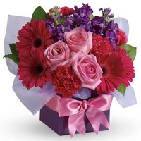 Simply Stunning - Flower Arrangement